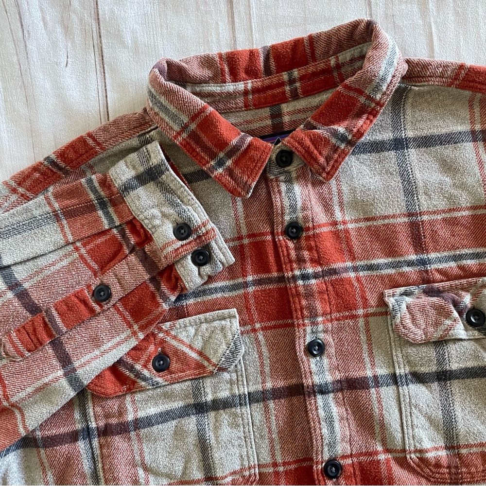 Patagonia Organic Work Wear Flannel Shirt Men’s XL Long Sleeve Plaid Med Weight